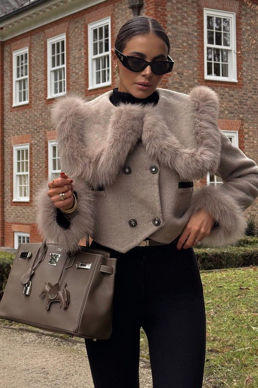 Kürk Yaka Süslemeli Çift Yaka Kısa Ceket - Kahverengi