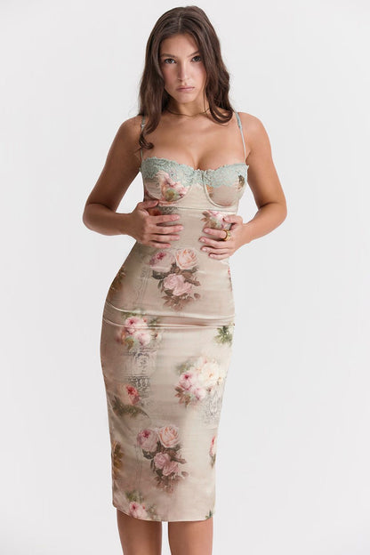 Yasemin Elbise