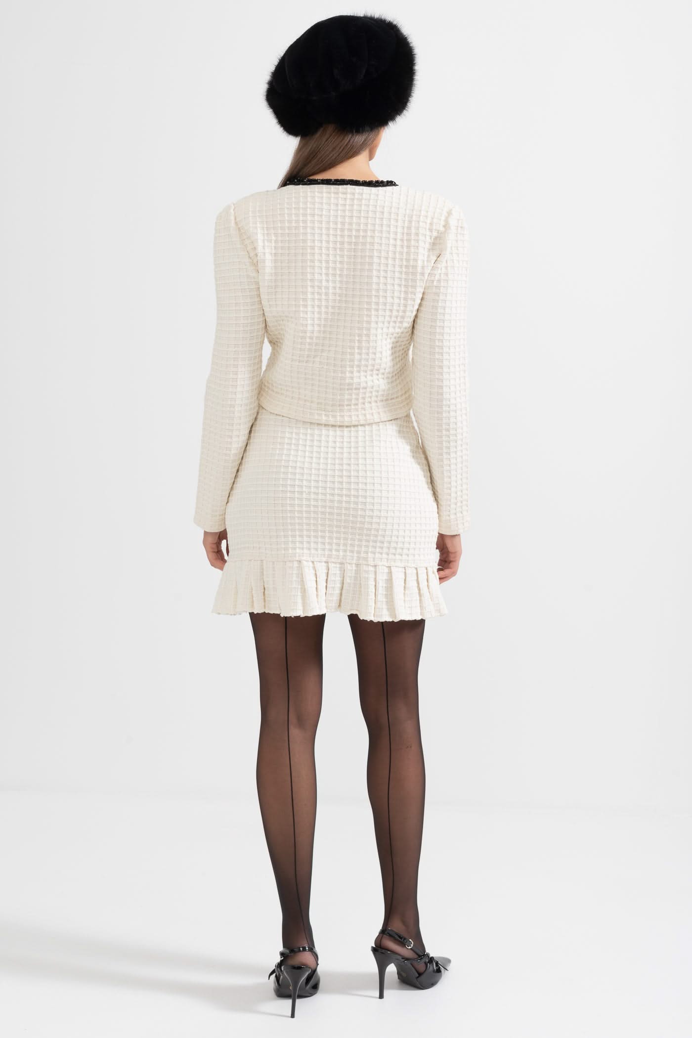 Siyah Detaylara Sahip Tweed Takım - Fildişi