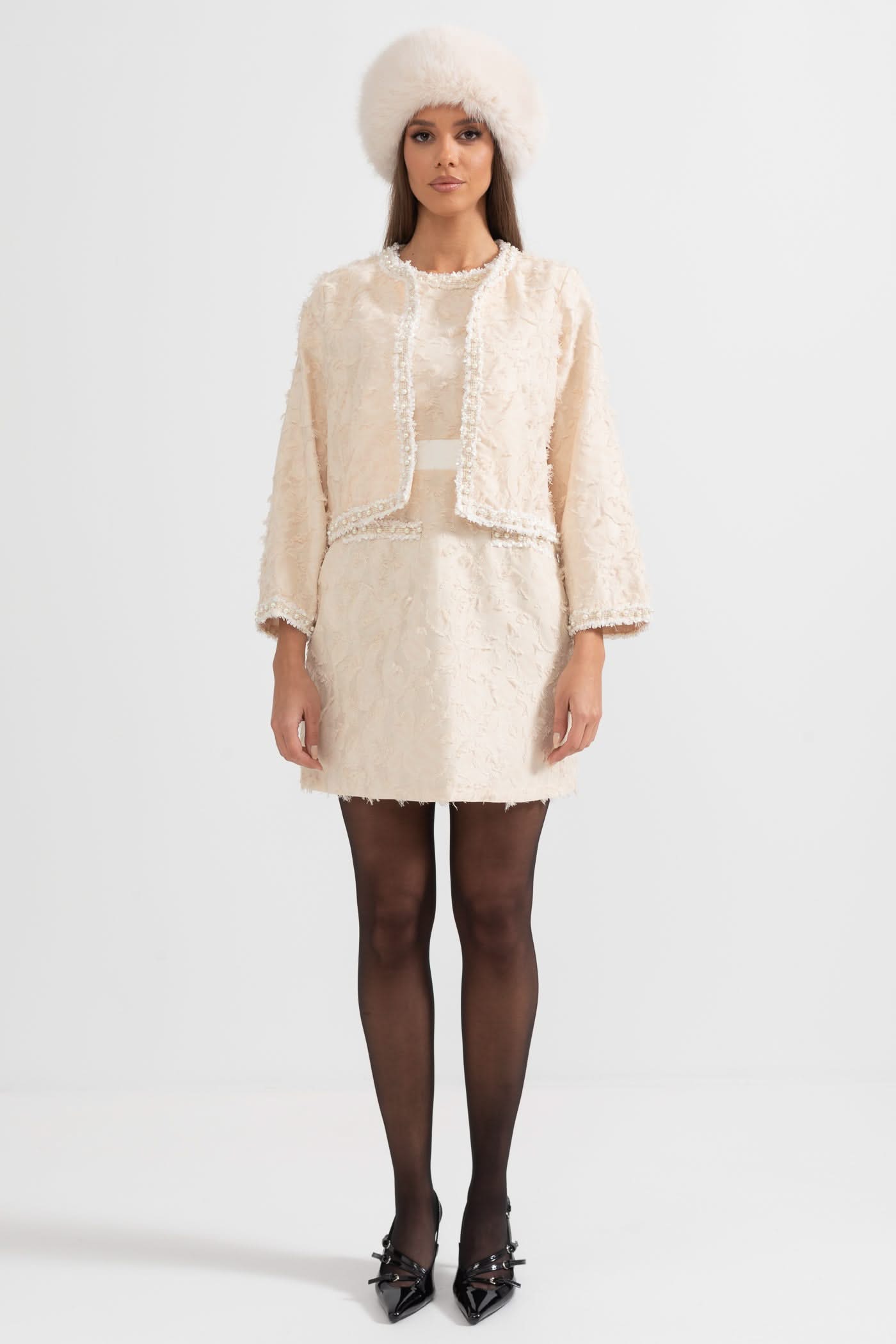 Tüy Desenli İnci Detaylı İki Parçalı Takım - Fildişi