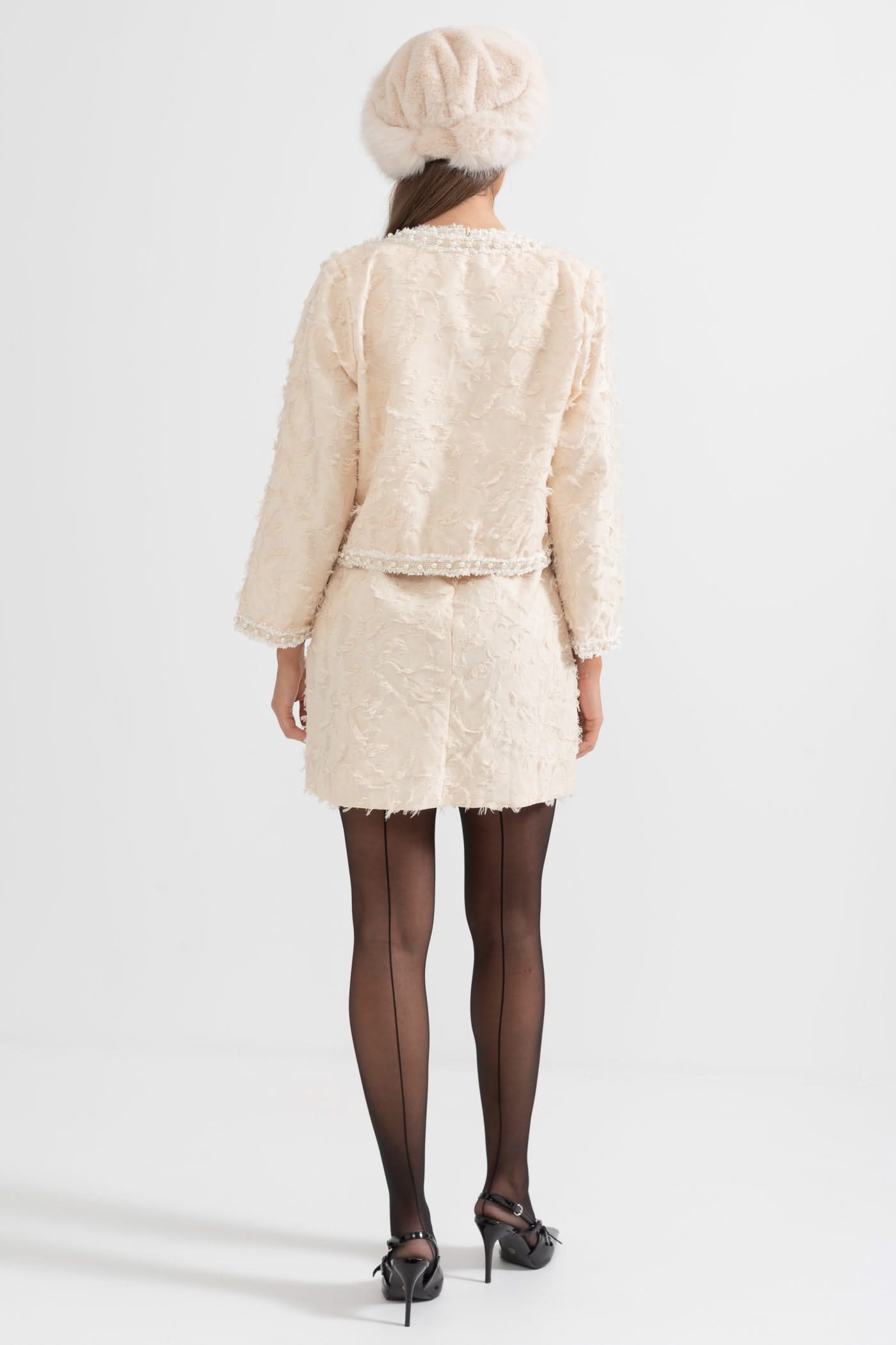 Tüy Desenli İnci Detaylı İki Parçalı Takım - Fildişi