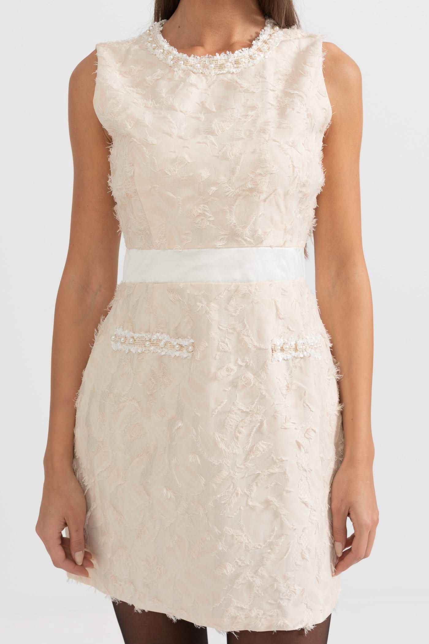 Tüy Desenli İnci Detaylı İki Parçalı Takım - Fildişi