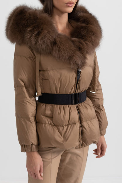 Bel Kemerli Ve Kahverengi Tilki Kürk Kapüşonlu Şişme Mont - Kahverengi