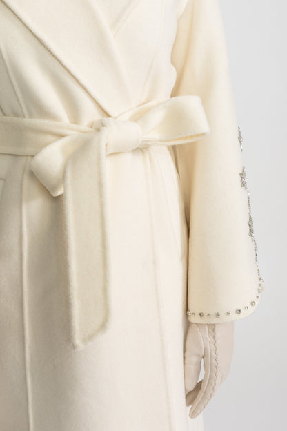 Tilki Kürk Yakalı Süslemeli Yün Palto – Fildişi