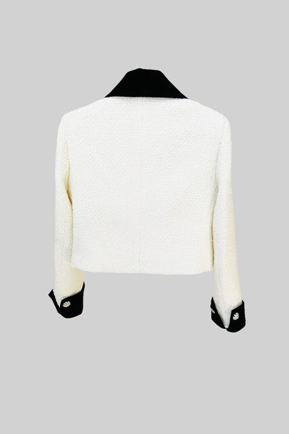 Zıt Renkli Elemanlar Ve Metalik Fiyonk Detaylarıyla Tweed Blazer - Beyaz